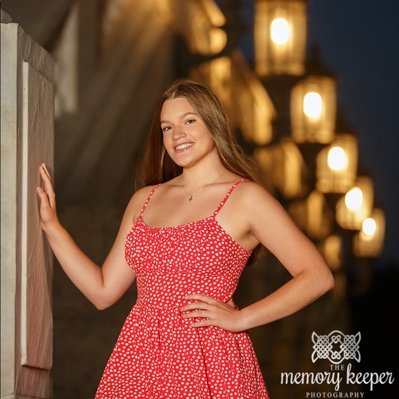 Meet your Posher, Ashley - Picture 1 of 1